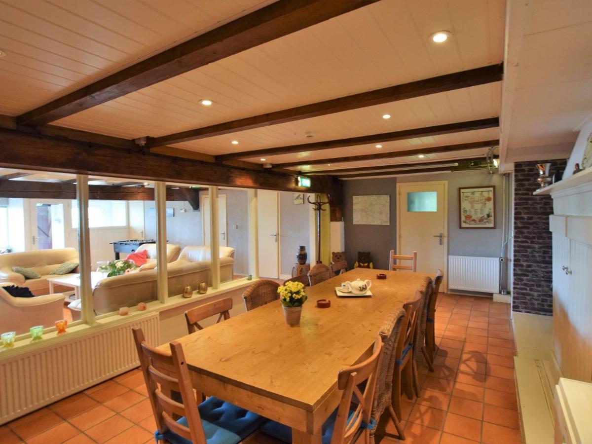 לירדאם Quaint Farmhouse Near River In Oosterwijk מראה חיצוני תמונה