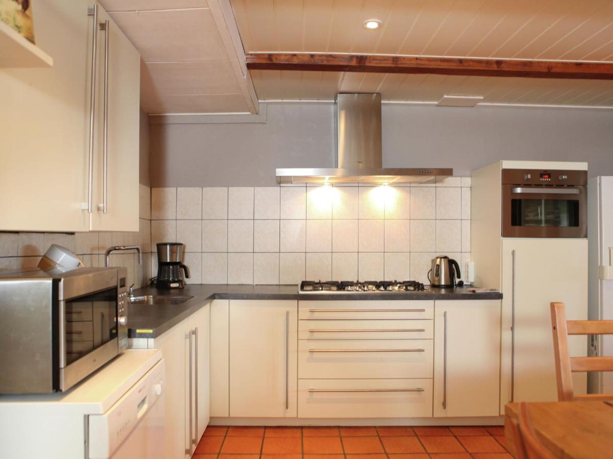 לירדאם Quaint Farmhouse Near River In Oosterwijk מראה חיצוני תמונה